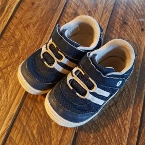 Stride Rite Velcro/Elastic Sneakers